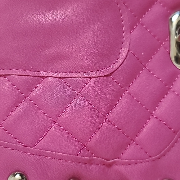 Pink Purse - Picture 4 of 9